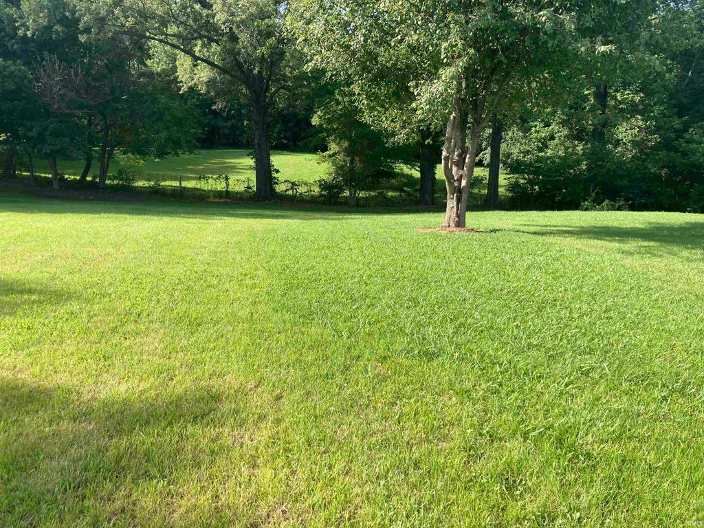 Photo of 10426 E Main Street, Oakland City, IN 47660 (MLS # 202626147)