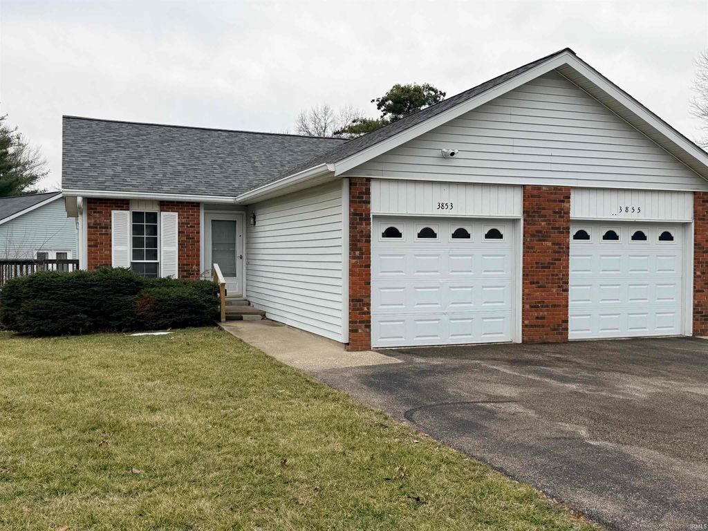 Photo of 3853 S Laurel Court, Bloomington, IN 47401 (MLS # 202605097)