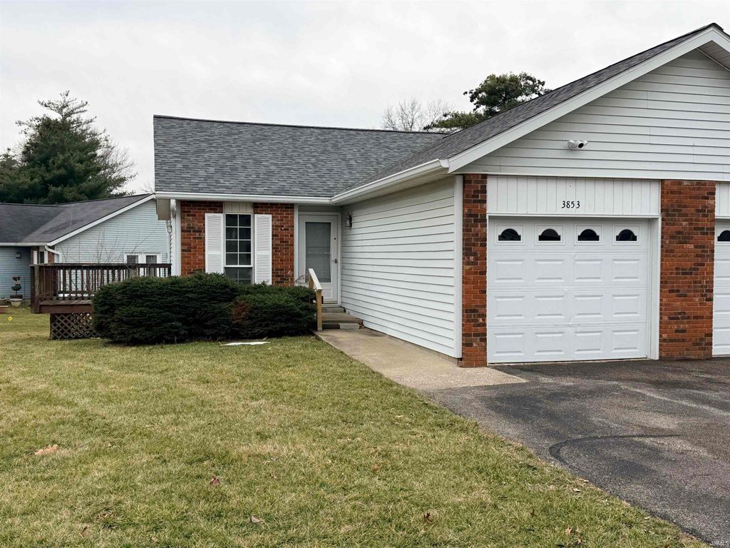 Photo of 3853 S Laurel Court, Bloomington, IN 47401 (MLS # 202605097)