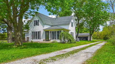 Photo of 10505 N Meridian Road, Monon, IN 47959 (MLS # 202616005)
