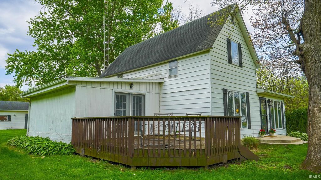 Photo of 10505 N Meridian Road, Monon, IN 47959 (MLS # 202616005)