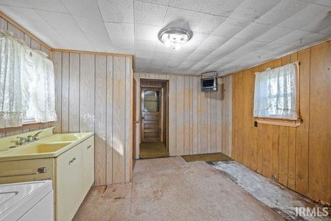 Tiny photo for 3760 E 300 N Road, Marion, IN 46952 (MLS # 202612493)