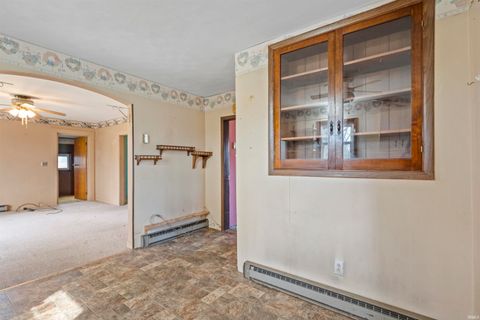 Tiny photo for 3760 E 300 N Road, Marion, IN 46952 (MLS # 202612493)