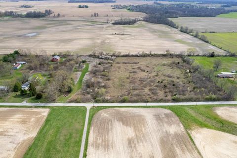 Tiny photo for 3760 E 300 N Road, Marion, IN 46952 (MLS # 202612493)