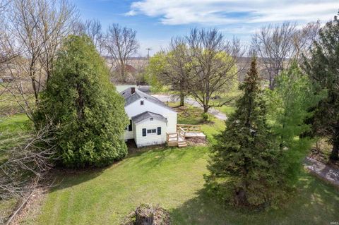 Tiny photo for 3760 E 300 N Road, Marion, IN 46952 (MLS # 202612493)