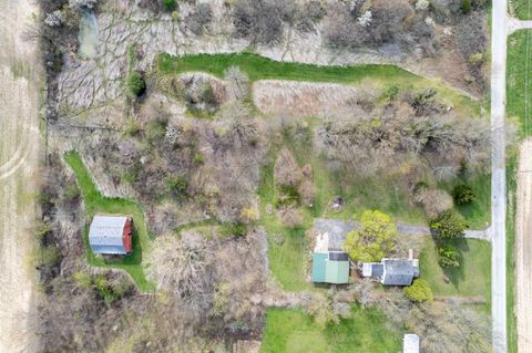 Tiny photo for 3760 E 300 N Road, Marion, IN 46952 (MLS # 202612493)