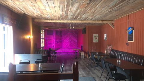 Tiny photo for 304 N Jefferson Street, Converse, IN 46919 (MLS # 202520941)