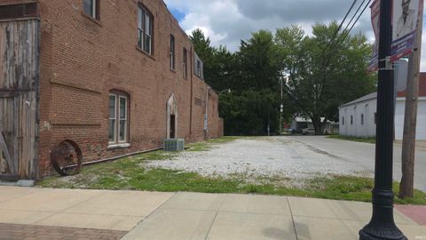 Tiny photo for 304 N Jefferson Street, Converse, IN 46919 (MLS # 202520941)