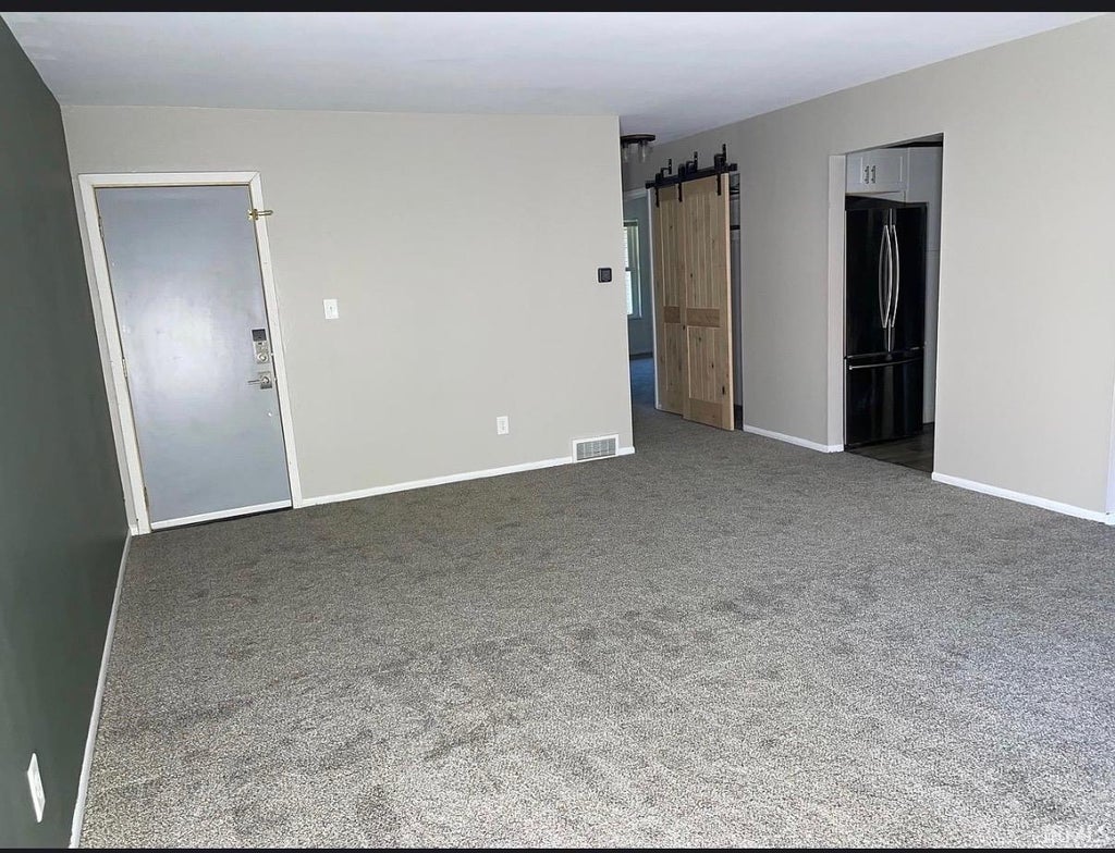 Photo of 2500 Topsfield Road #806, Mishawaka, IN 46544 (MLS # 202629689)
