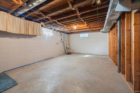 Tiny photo for 5426 E Jasper Dubois Road, Dubois, IN 47527 (MLS # 202643766)