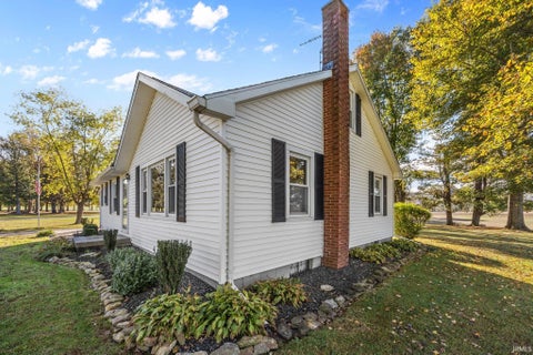 Tiny photo for 5426 E Jasper Dubois Road, Dubois, IN 47527 (MLS # 202643766)