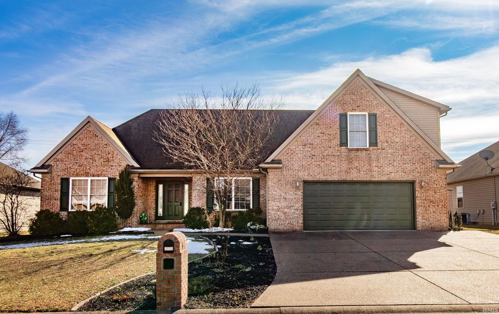 Photo of 2525 Belize Drive, Evansville, IN 47725 (MLS # 202604291)