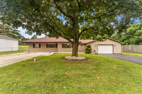 Photo of 2799 S 200 EAST, Kokomo, IN 46902 (MLS # 202529745) Photo of 2799 S 200 EAST, Kokomo, IN 46902 (MLS # 202529745)