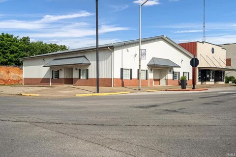 Tiny photo for 300 N Market Street, Mount Carmel, IL 62863 (MLS # 202548656)