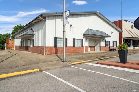 Tiny photo for 300 N Market Street, Mount Carmel, IL 62863 (MLS # 202548656)