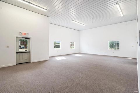 Tiny photo for 300 N Market Street, Mount Carmel, IL 62863 (MLS # 202548656)