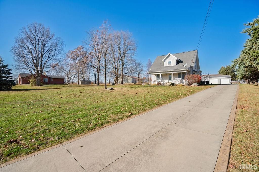 Photo of 1911 E 100 NORTH, Kokomo, IN 46901 (MLS # 202546355)