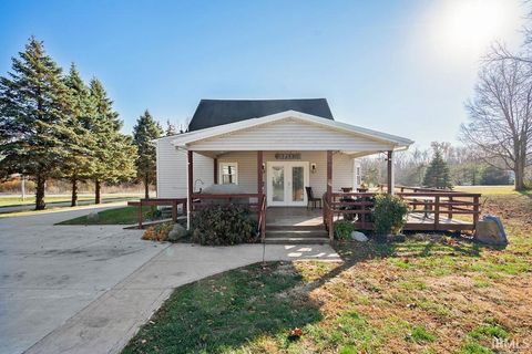 Tiny photo for 1911 E 100 NORTH, Kokomo, IN 46901 (MLS # 202546355)