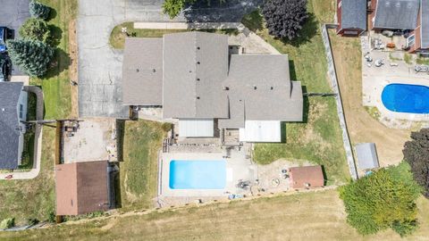 Tiny photo for 3030 S Albright Road, Kokomo, IN 46902 (MLS # 202534550)