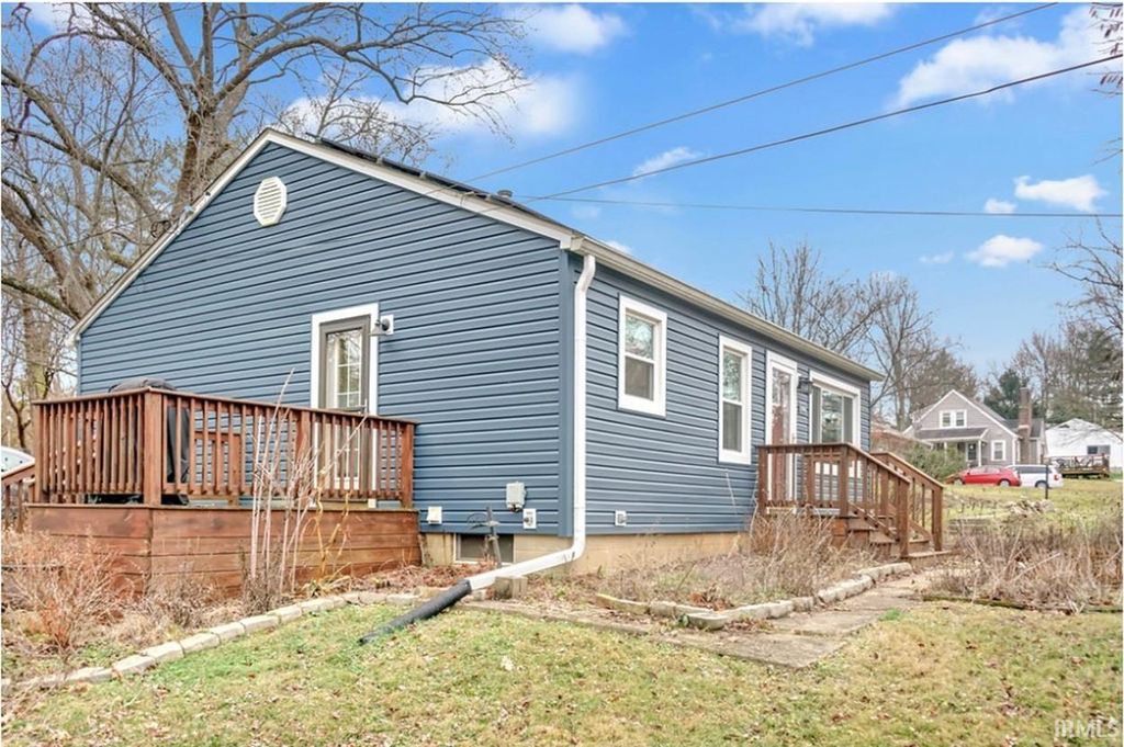 Photo of 1406 N Kinser Pike, Bloomington, IN 47404 (MLS # 202548806)