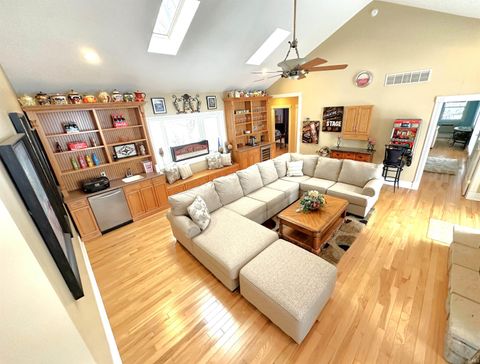 Tiny photo for 2636 N Peterson Drive, Monticello, IN 47960 (MLS # 202606544)