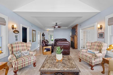 Tiny photo for 2636 N Peterson Drive, Monticello, IN 47960 (MLS # 202606544)