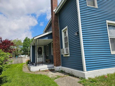 Tiny photo for 1508 George Street, Logansport, IN 46947 (MLS # 202616334)