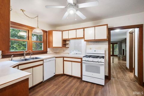 Tiny photo for 2910 W SYCAMORE Street, Kokomo, IN 46901 (MLS # 202643222)