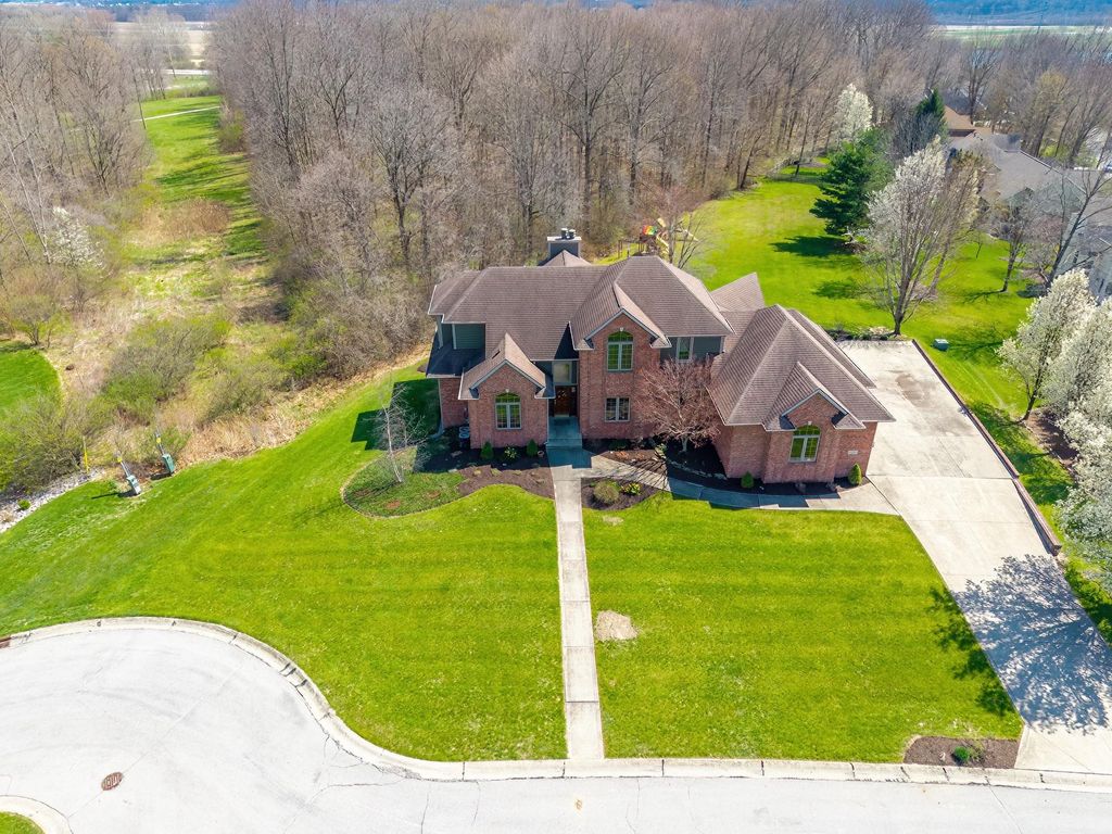 Photo of 14711 Brindle Crossing, Fort Wayne, IN 46783 (MLS # 202613807)