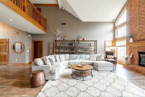 Tiny photo for 14711 Brindle Crossing, Roanoke, IN 46783 (MLS # 202613807)