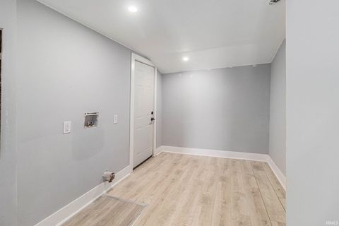 Tiny photo for 1862 S 1600 E Road, Silver Lake, IN 46982 (MLS # 202606287)