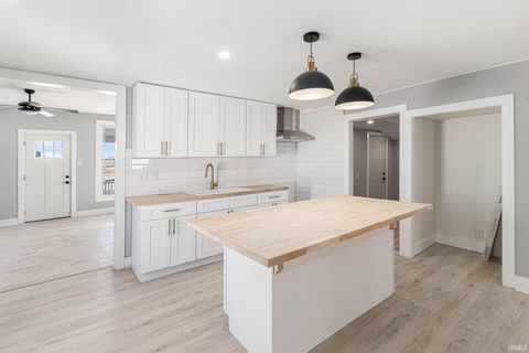 Tiny photo for 1862 S 1600 E Road, Silver Lake, IN 46982 (MLS # 202606287)