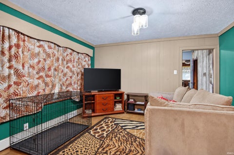 Tiny photo for 805 S 30th Street, South Bend, IN 46615 (MLS # 202644928)