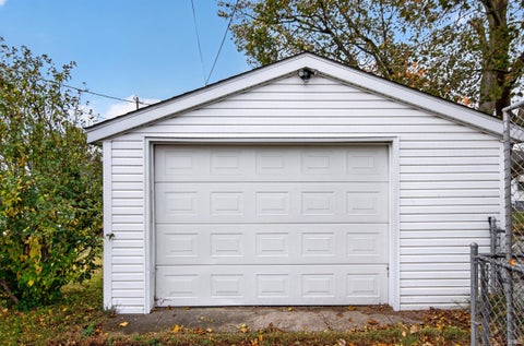 Tiny photo for 805 S 30th Street, South Bend, IN 46615 (MLS # 202644928)