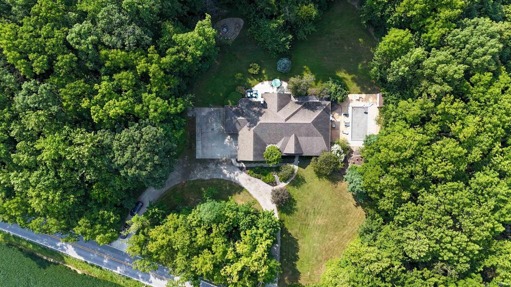 Photo of 1932 N 600 West, Huntington, IN 46750 (MLS # 202619993)
