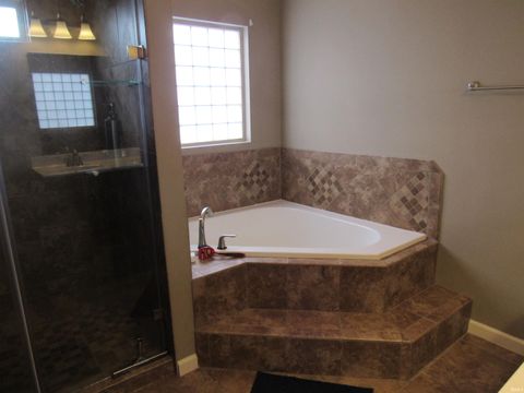 Tiny photo for 1116 SPRING HILL Drive, Kokomo, IN 46902 (MLS # 202605766)