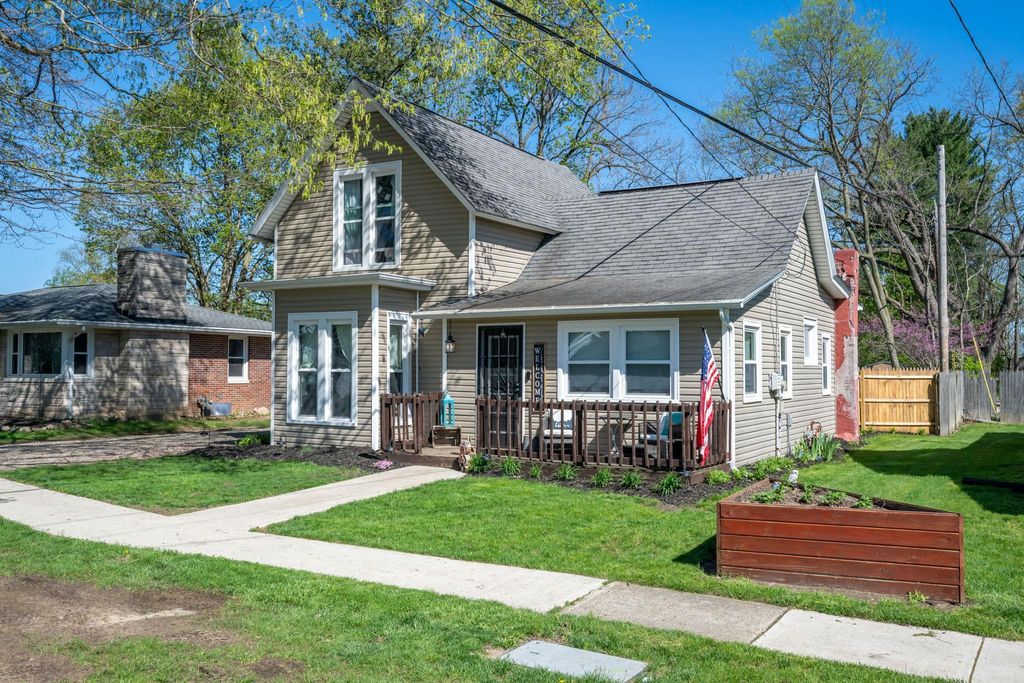 Photo of 107 W Fourth Street, Milford, IN 46542 (MLS # 202614075)