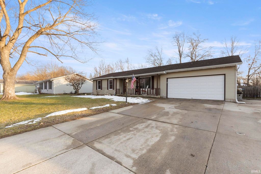 Photo of 22410 Hanover Drive, Bristol, IN 46507 (MLS # 202604941)