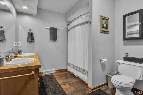 Tiny photo for 19 Lakeview Drive, Mount Vernon, IN 47620 (MLS # 202624404)