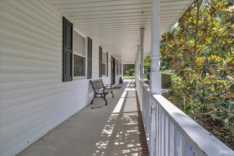 Tiny photo for 19 Lakeview Drive, Mount Vernon, IN 47620 (MLS # 202624404)