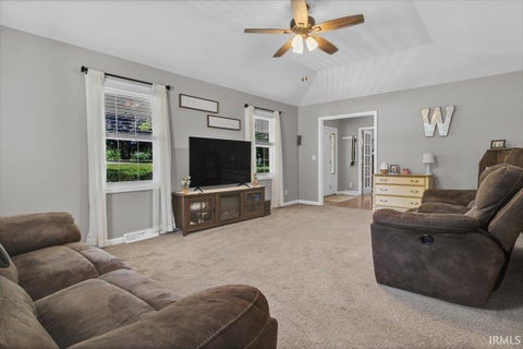 Tiny photo for 19 Lakeview Drive, Mount Vernon, IN 47620 (MLS # 202624404)