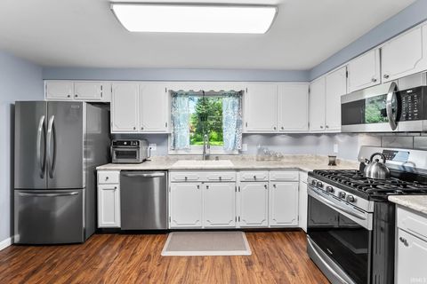 Tiny photo for 4032 Hedwig Drive, Fort Wayne, IN 46815 (MLS # 202619621)