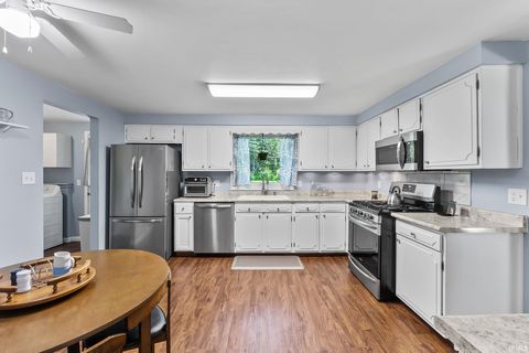 Tiny photo for 4032 Hedwig Drive, Fort Wayne, IN 46815 (MLS # 202619621)