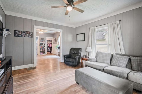 Tiny photo for 1524 S Main Street, Kokomo, IN 46902 (MLS # 202622478)