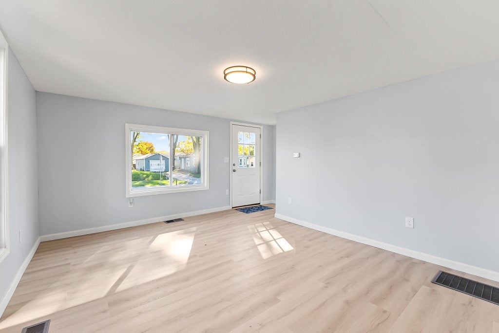 Photo of 411 E Green Street, Butler, IN 46721 (MLS # 202643475)