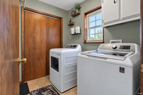 Tiny photo for 2514 Barbara Court, Wadesville, IN 47638 (MLS # 202640363)