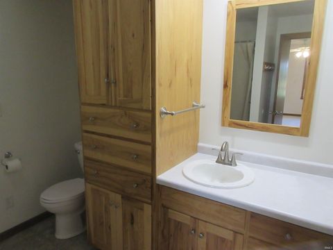 Tiny photo for 382 N Us 421 Highway, Delphi, IN 46923 (MLS # 202614506)