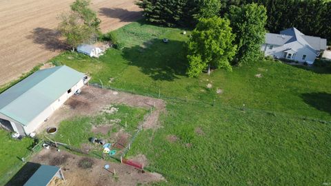 Tiny photo for 382 N Us 421 Highway, Delphi, IN 46923 (MLS # 202614506)