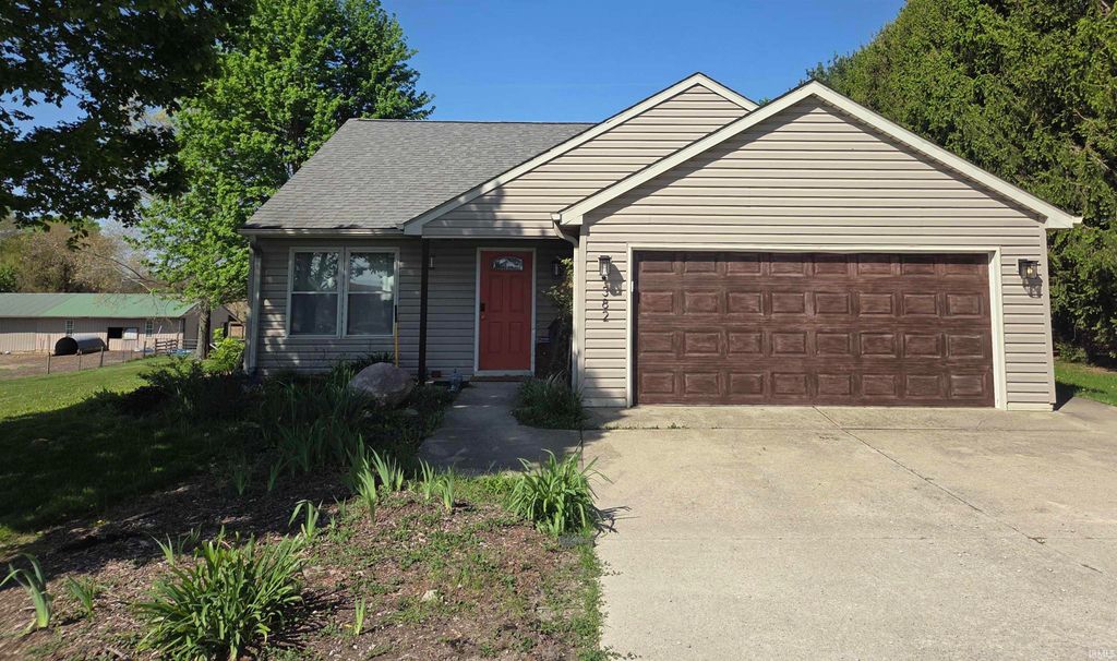 Photo of 382 N 421 Highway, Delphi, IN 46923 (MLS # 202614506)