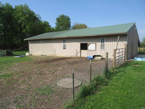 Tiny photo for 382 N Us 421 Highway, Delphi, IN 46923 (MLS # 202614506)